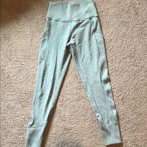 Aerie Mint Sage Green Seamless Leggings